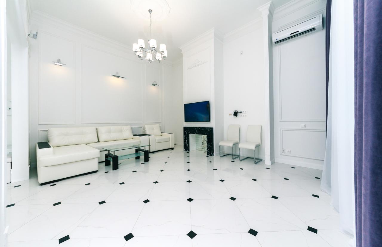 VIP apartment near Kreschatyk, 31а Pushkinska Street Kiew Exterior foto